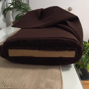 Flanelle de coton marron foncé, flanelle de coton de qualité courtepointe, tissu d'hiver marron foncé, tissu pour vêtements marron, flanelle boulonnée marron, joli