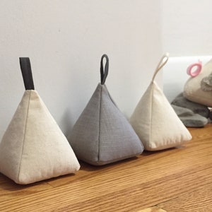 Fabric Pyramid Pattern Weights, Paper Weights, Triangle Weights, natural cotton, dove grey