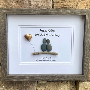 Goldene Hochzeit Jahrestag personalisierte Kieselstein Kunst, 8x10 gerahmt 50. Jahrestag Geschenk für Eltern, Freunde, Ehepartner