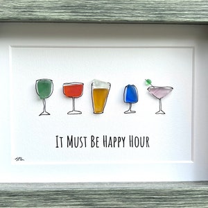 Arte de vidrio marino "Happy Hour", cuadro enmarcado a mano de 5 x 7 pulgadas, decoración de bar, arte de cóctel, regalo de inauguración de la casa, regalo para un amigo