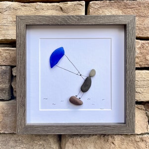 Kitesurfen glaskunst kiezel en zee, 9 x 9 ingelijste afbeelding, cadeau voor kitesurfer