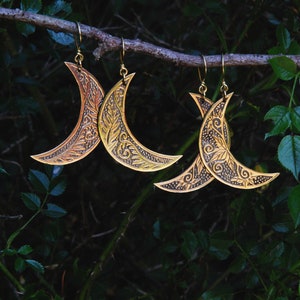 Boucles d'oreilles Lune faucille en laiton gravé, deux motifs au choix image 2