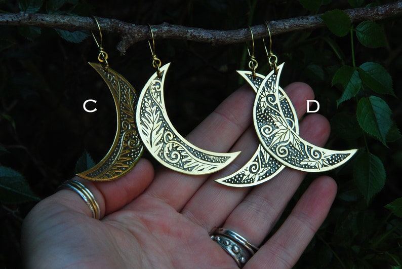 Boucles d'oreilles Lune faucille en laiton gravé, deux motifs au choix image 4