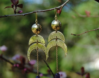 Longues boucles d'oreilles " Cycle antique " en laiton poinçonné et améthyste