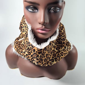 Leopard print scarf, Gentle Faux Fur Lined, Winter Scatf, Round Neck Scarf, unisex wamer scarf, Warm Fleece Tube Scarf.