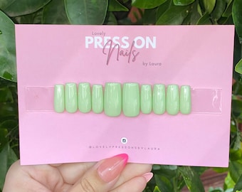 Lovely Mint Handmade Press On Nail Set