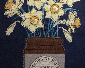 Raw Edge Applique Design 'Don't be Daffs'