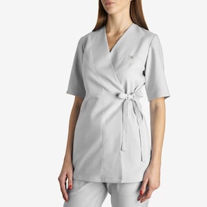 Medical scrub shirt for women apparel for doctor dentist midwife uniform with pocket for nurses gown student clothing set jacket top scrubs