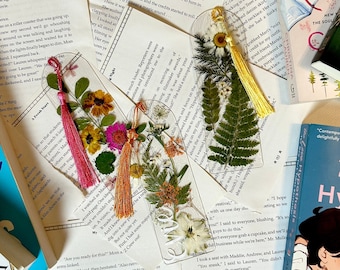 Handmade Pressed Flower Bookmark, Personalized Floral Laminated Bookmark