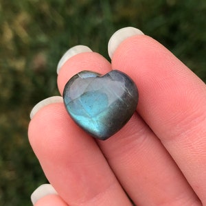 Labradorite High Flash Blue Heart Carving - 1 piece - Crystal Decor and Healing