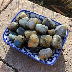 Labradorite Tumbled Stone - Small - 1 piece - Crystal Decor and Healing