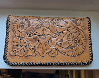 Tooled Leather Wallet, Westernwear Eye Catcher