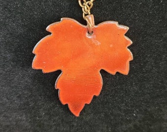 Vintage Jewelry Fall Autumn Oak Leaf Pendant Chain Necklace Burnt Orange