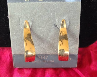 Vintage Trifari Jewelry Gold Stud Half Hoop Earrings