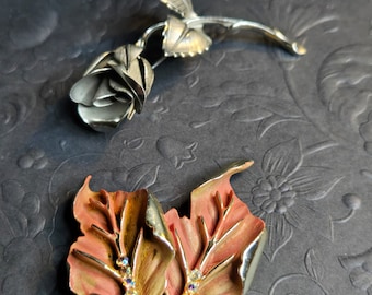 Lot of 2 Vintage Jewelry Brooches Realistic Rose and Autumn Leaves