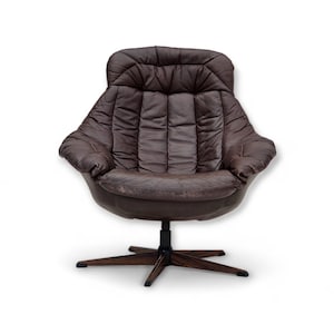1970s, Danish design by H.W.Klein, swivel chair model &quot;Silhouette&quot; for Bramin Møbler.