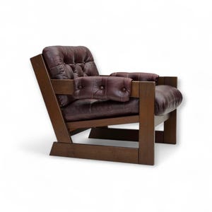 Jaren 70, Scandinavische fauteuil, bruin meubelleer, donker beukenhout.