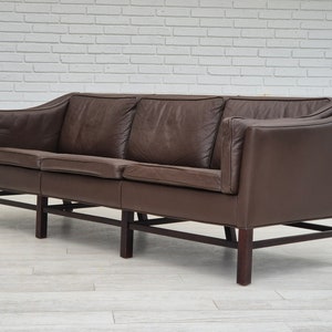 1970s, Danish design by Georg Thams for Grant Møbelfabrik, 3 seater sofa in original condition. zdjęcie 10