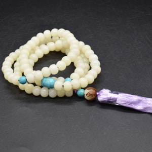 Ivory White Bodhi Root Rondelle Beads with Hand Carved Lotus Bead - 108 Mala Prayer Beads - 10mm x 8mm