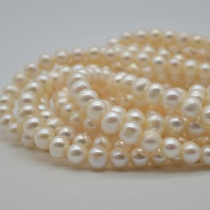 Freshwater Pearl Beads Round White / Cream 8mm - 9mm or 9mm - 10mm - Grade A - Length 14"