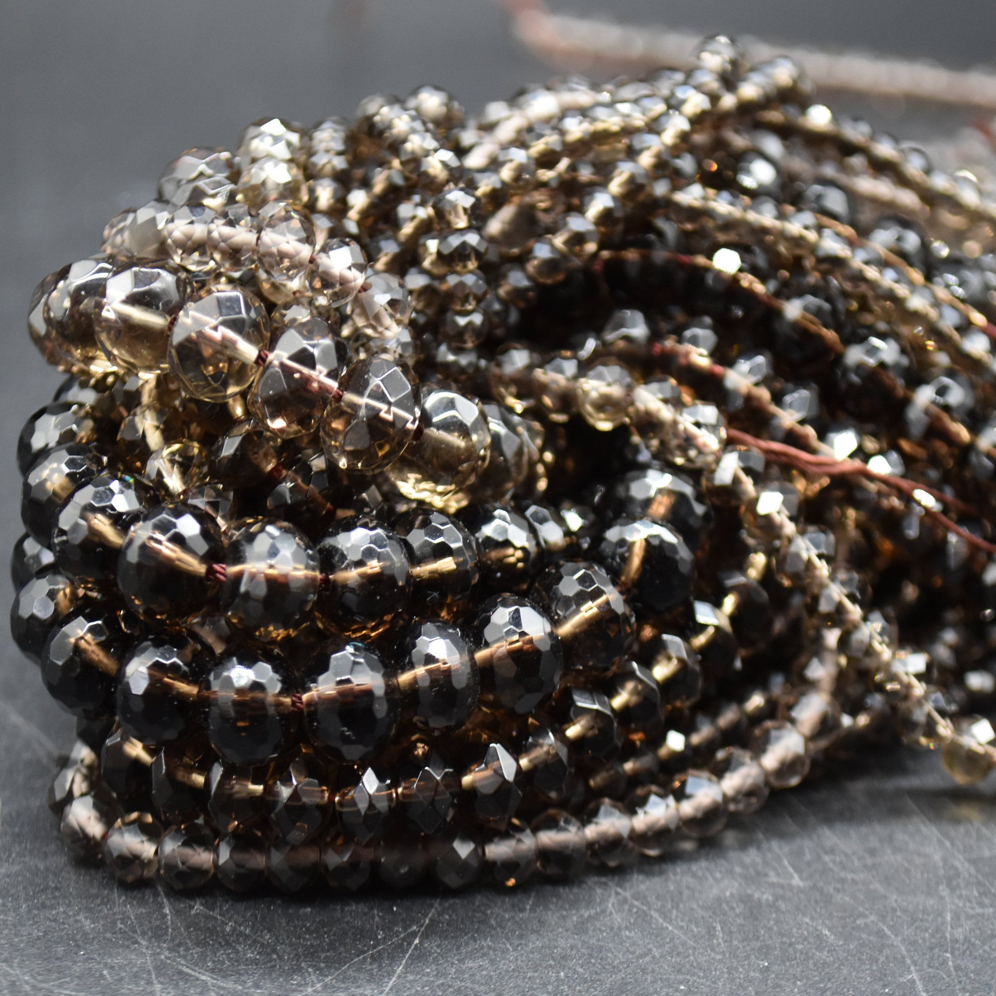 スモーキークォーツ宝石ファセットロンデルスペーサービーズ - 3 mm、4