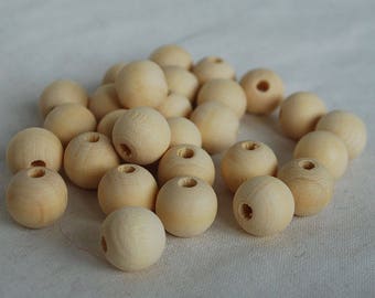 Plain Round Wood Beads - Unfinished / Untreated - 50 round wood beads - size 16mm