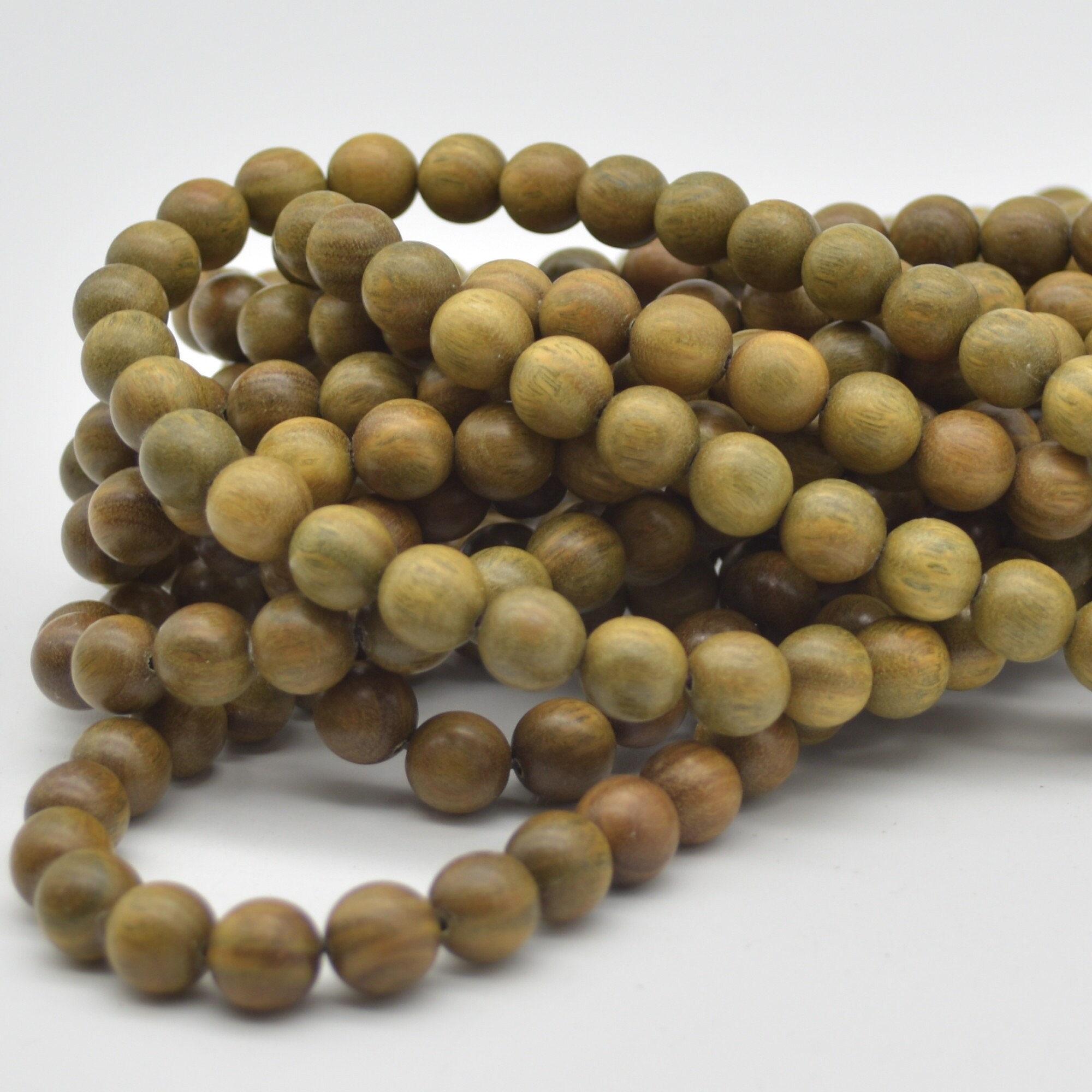 グリーンサンダルウッド/ベラウッドラウンドウッドビーズ - 108個の