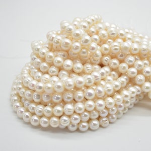 Grade B Freshwater Near Round Pearl Beads 8mm 9mm 14 strand image 1