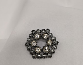 Large Vintage Rhinestone Brooch