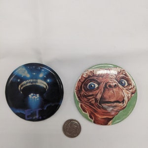 E.T. the Extraterrestrial Movie Buttons/Pins