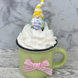 Easter, Easter decor, Easter decoration, tiered tray, tiered tray decor, happy Easter, peep peep, Easter bunny, bunny, hoppy Easter, Easter green gnome mug