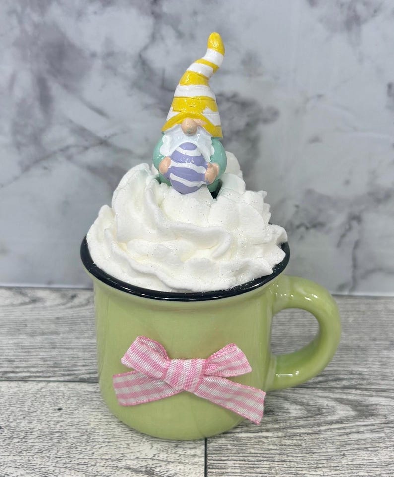 Easter, Easter decor, Easter decoration, tiered tray, tiered tray decor, happy Easter, peep peep, Easter bunny, bunny, hoppy Easter, Easter green gnome mug