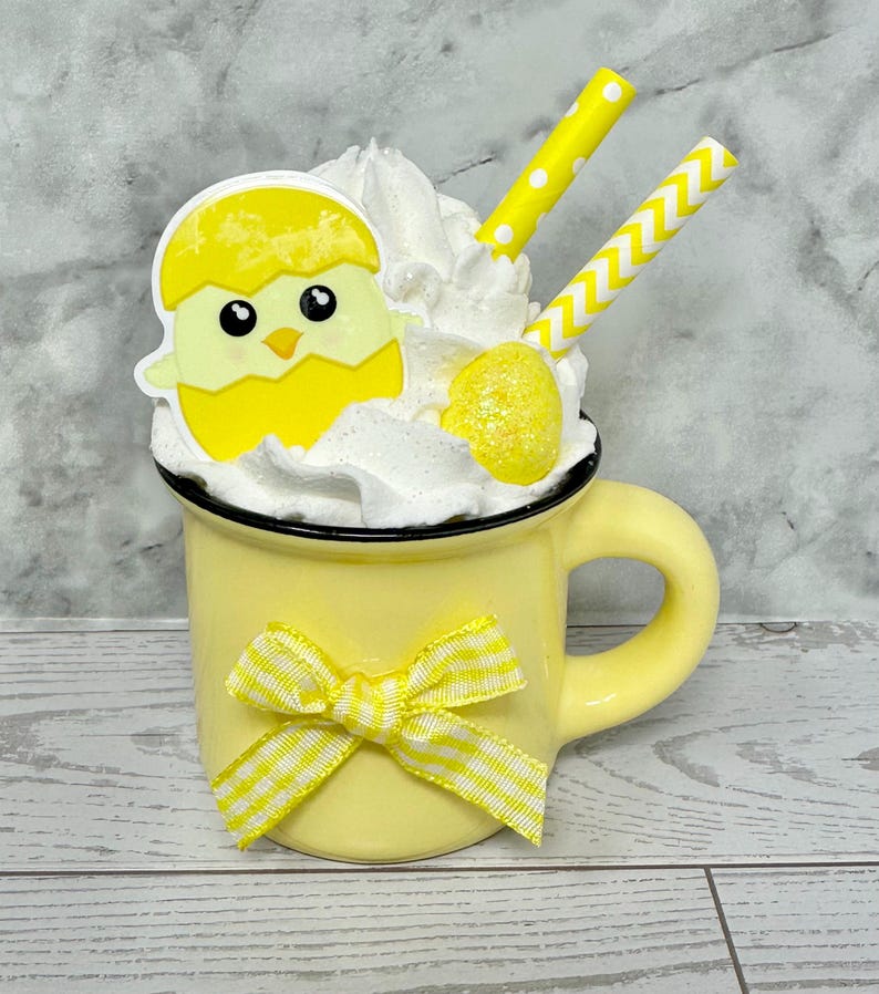 Easter, Easter decor, Easter decoration, tiered tray, tiered tray decor, happy Easter, peep peep, Easter bunny, bunny, hoppy Easter, Easter yellow chick bow