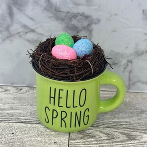 Easter, Easter decor, Easter decoration, tiered tray, tiered tray decor, happy Easter, peep peep, Easter bunny, bunny, hoppy Easter, Easter green hello spring