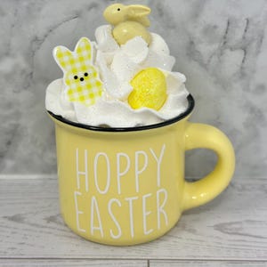 Easter, Easter decor, Easter decoration, tiered tray, tiered tray decor, happy Easter, peep peep, Easter bunny, bunny, hoppy Easter, Easter yellow hoppy easter