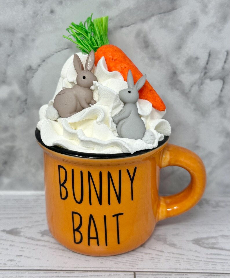 Easter, Easter decor, Easter decoration, tiered tray, tiered tray decor, happy Easter, peep peep, Easter bunny, bunny, hoppy Easter, Easter bunny bait