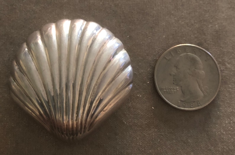Sterling Clam Shell Pendant Brooch