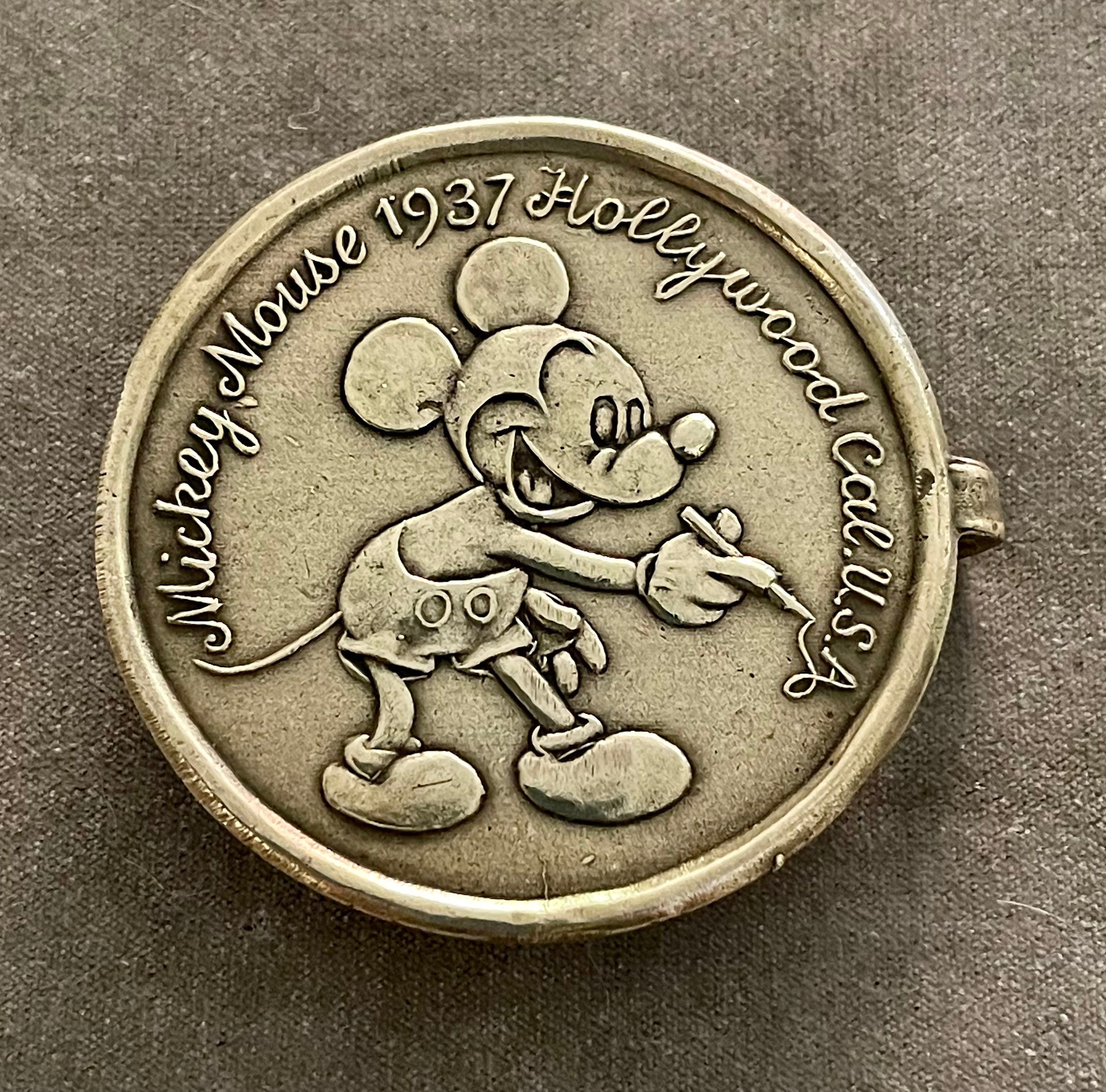 VTG 1976 Belt Buckle Disney Mickey Mouse 1937 Hollywood