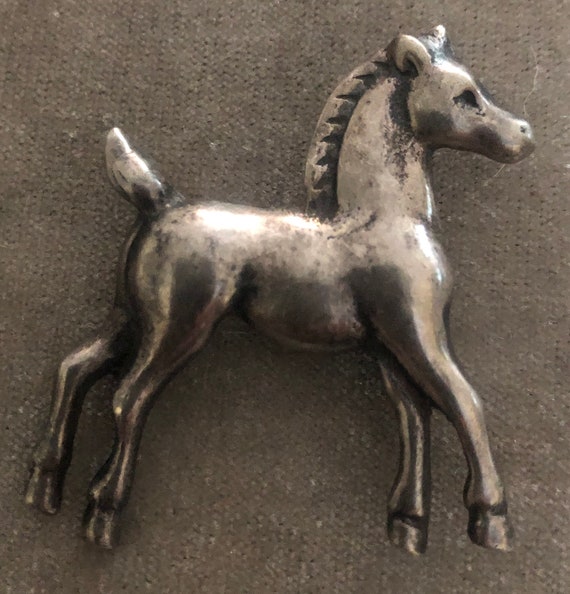 Vintage Solid Horse Brooch - image 3