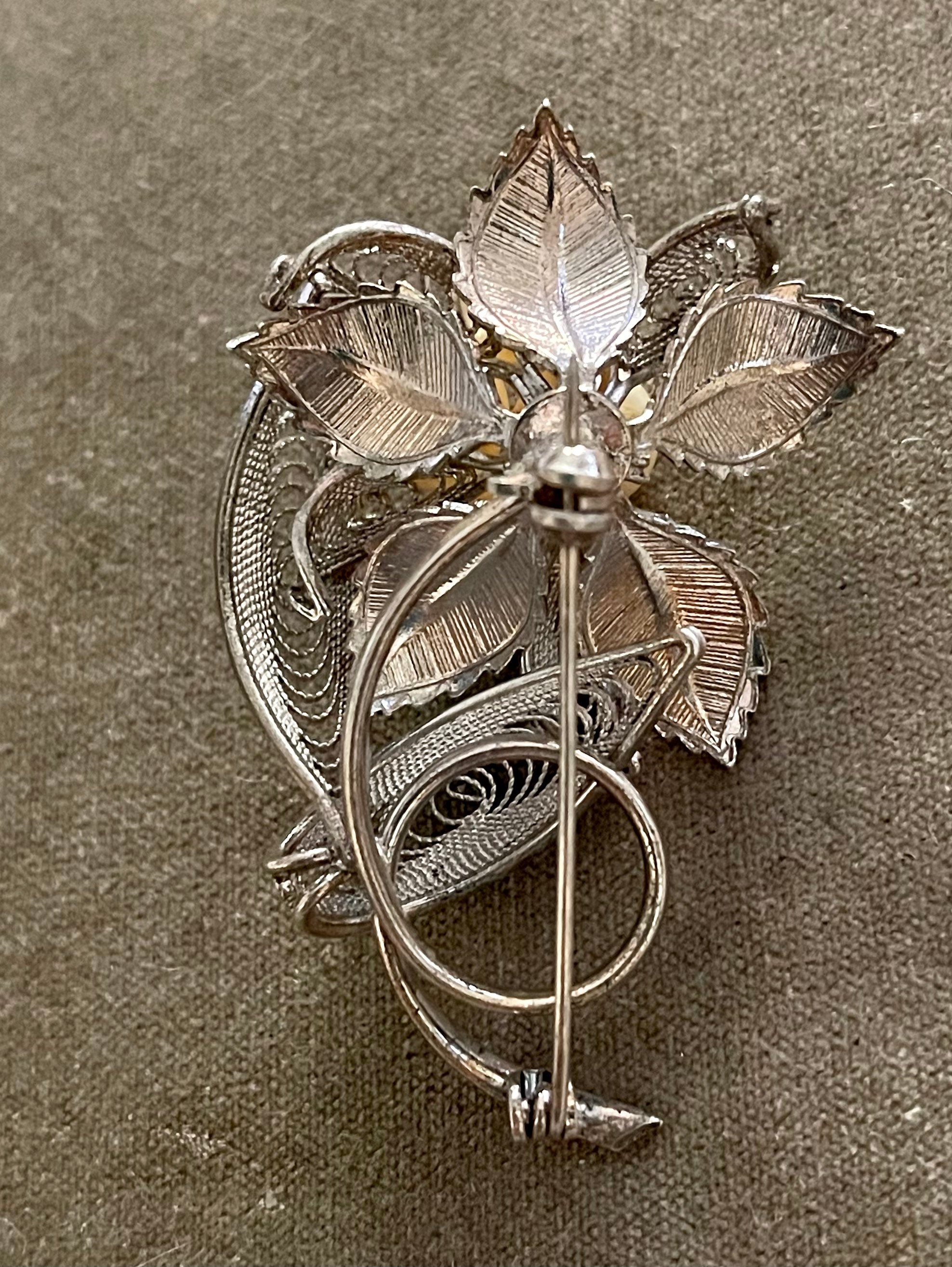 Vintage signed Keyes, gold tone flower pin brooch with