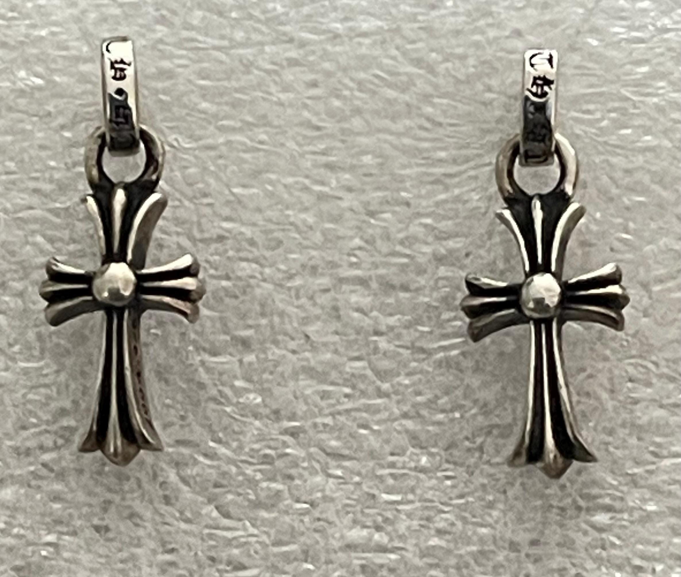 アクセサリー Chrome Hearts CH Cross Baby Fat Earrings Authentic [Chrome Hearts] BABYFAT CROSS DIAMOND EARRING
