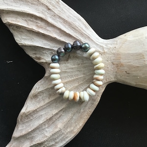 Shiva eye shell bracelet, Pearl accents