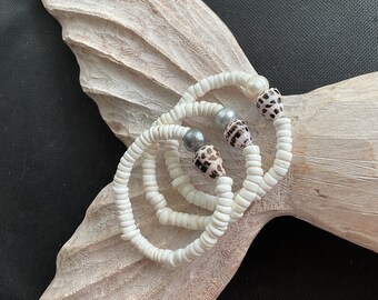 Puka shell bracelet , Hawaiian cone shell & Xtra large Freshwater pearl ! Pick your own pearl color ! White,grey,black