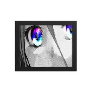 Puede incluir: Un primer plano de un dibujo de estilo anime en blanco y negro de una cara con ojos azules, morados y verdes brillantes.