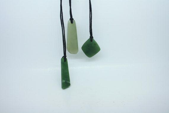 Greenstone New Zealand Gifts Pounamu Pendant Great Look and Feel