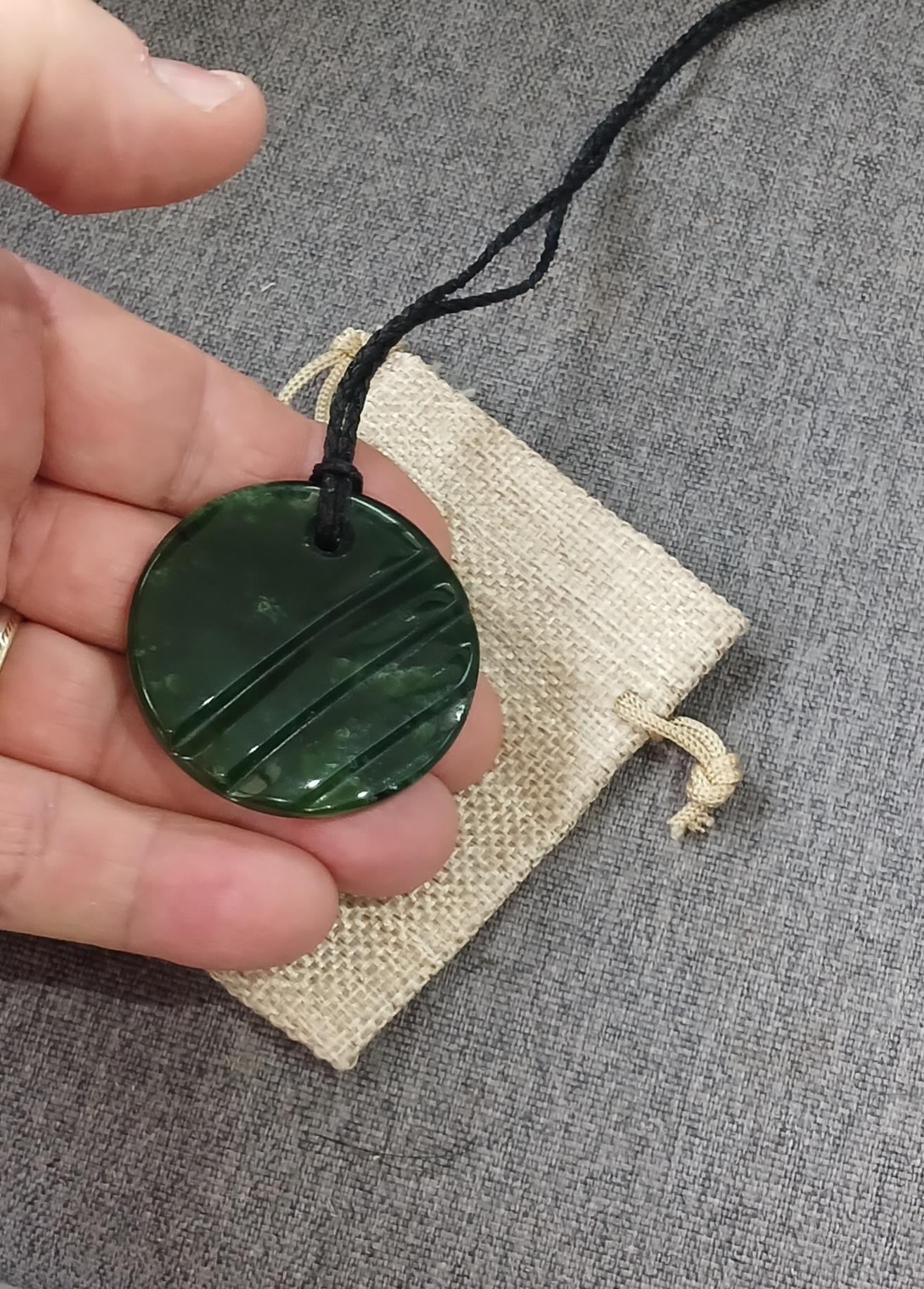 グリーンストーン ニュージーランド ポウナム ハンドメイド ラウンド