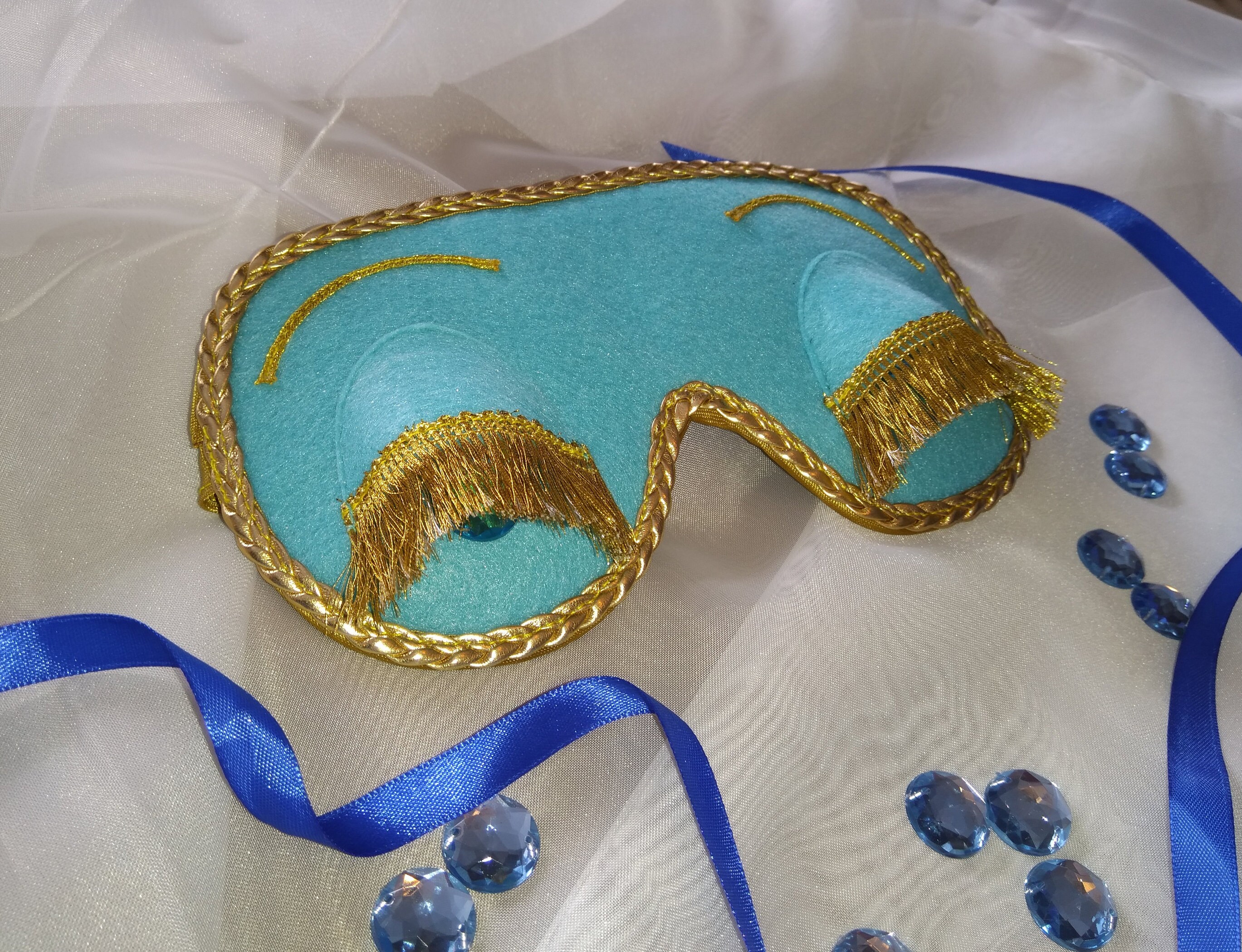 Breakfast at Tiffanys sleep mask. Audrey Hepburn sleep mask. Etsy