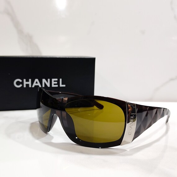 Lunet chanel 2025