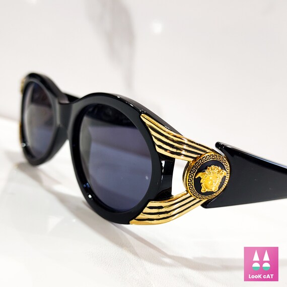 Versace 423 Vintage Sunglasses Gold Frame Occhiali Gafas 90s  display picture 3