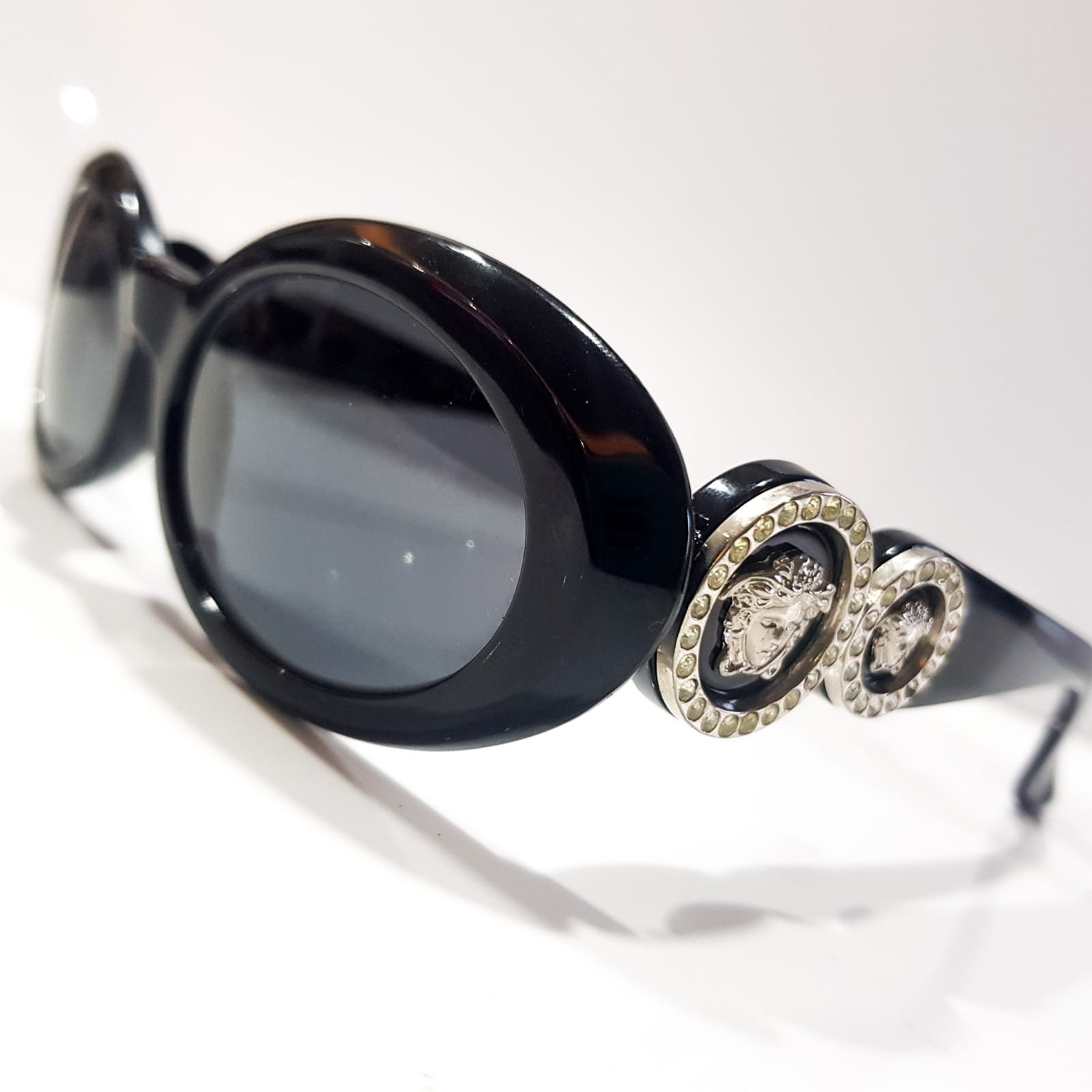 Gianni Versace Mod 527 Vintage Sunglasses NOS Frame 90s 80s 